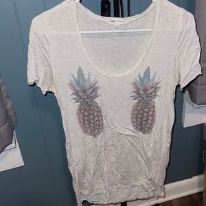 PINK small pineapple t shirt